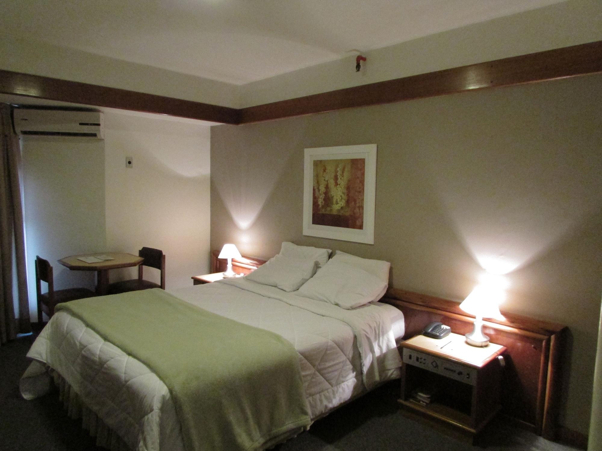 Continental Porto Alegre By Samba Hotell Exteriör bild