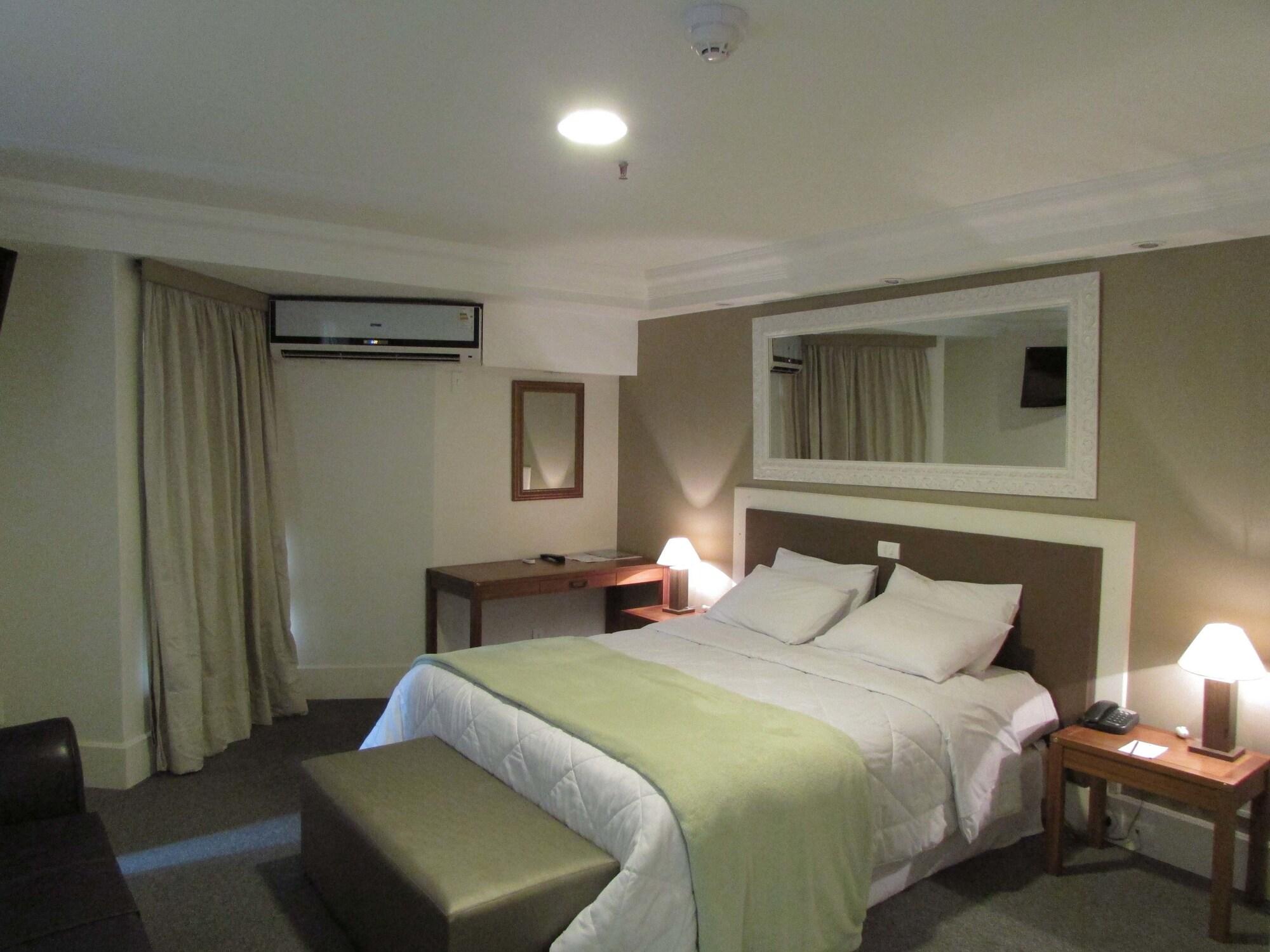 Continental Porto Alegre By Samba Hotell Exteriör bild