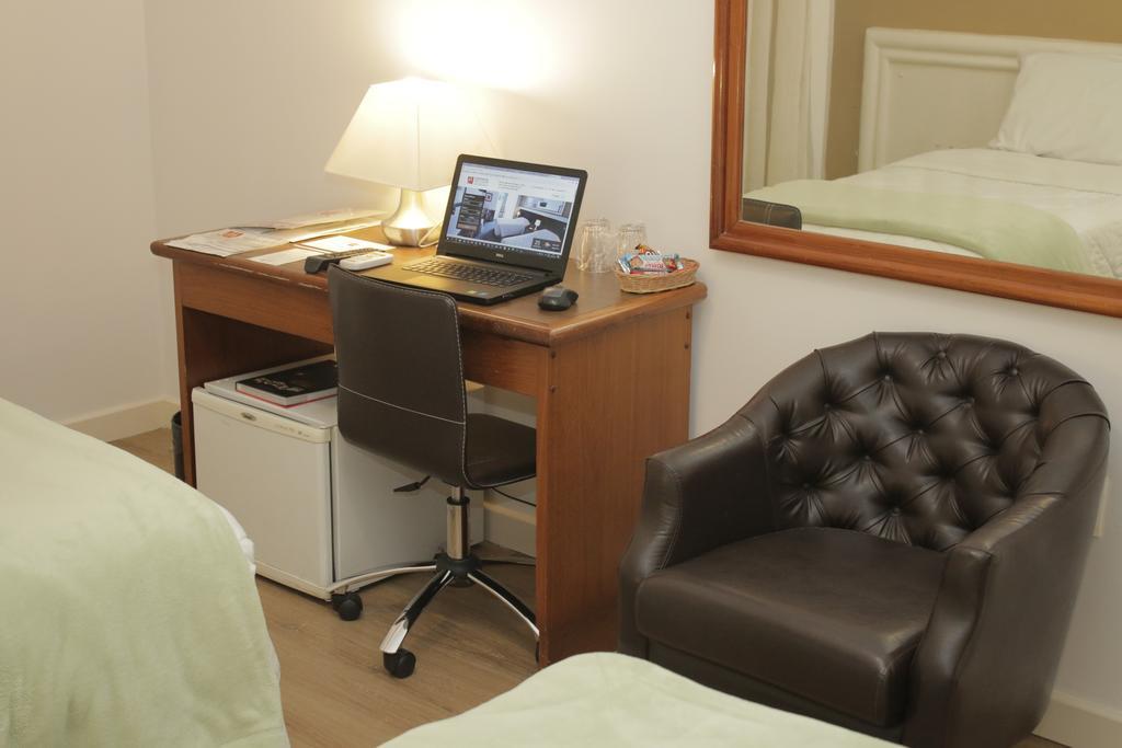 Continental Porto Alegre By Samba Hotell Exteriör bild