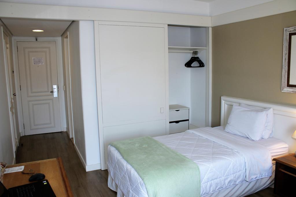 Continental Porto Alegre By Samba Hotell Exteriör bild