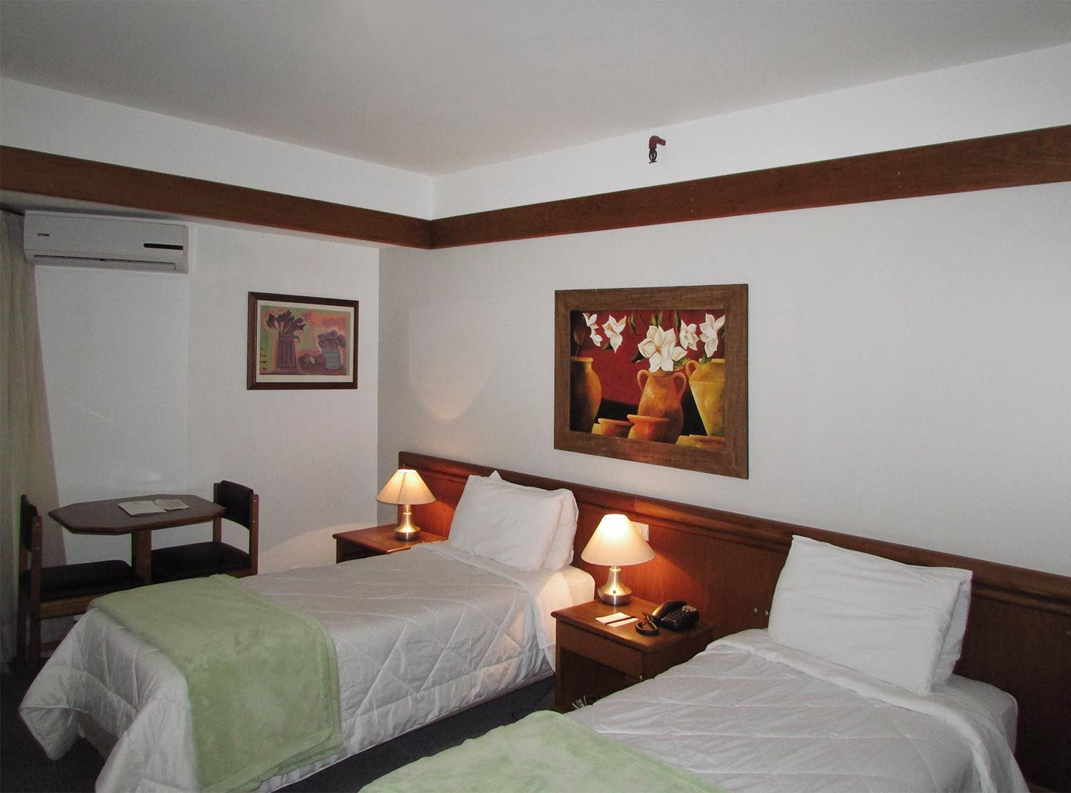 Continental Porto Alegre By Samba Hotell Exteriör bild
